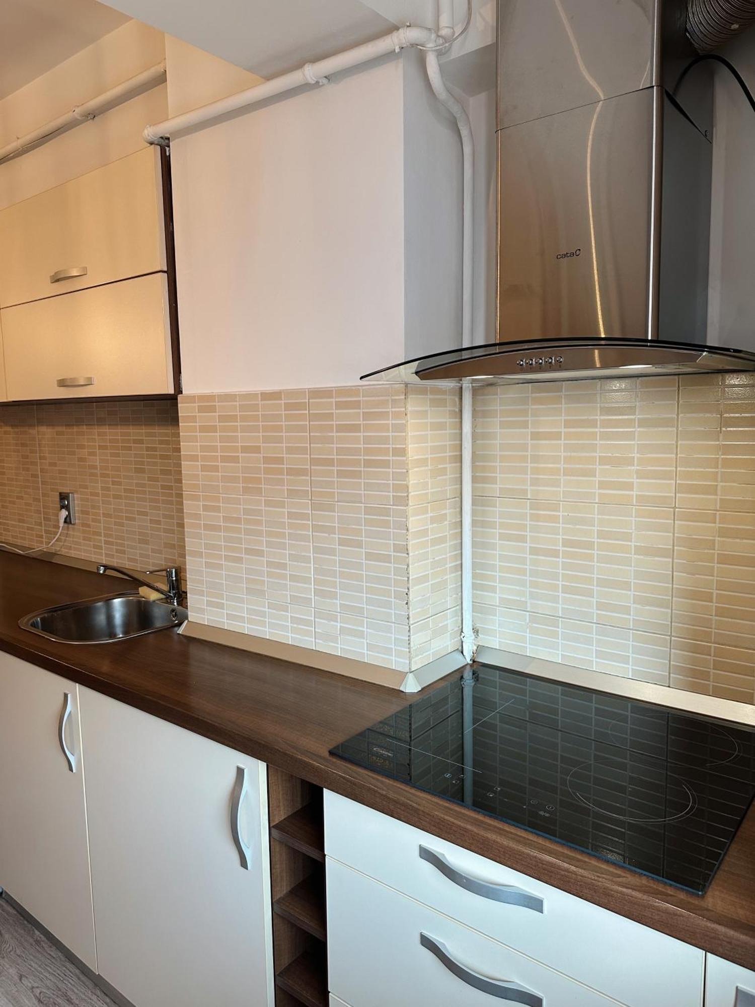 Modern Flat - Apartament Nou Aproape De Spital Si Aeroport Iasi Ngoại thất bức ảnh